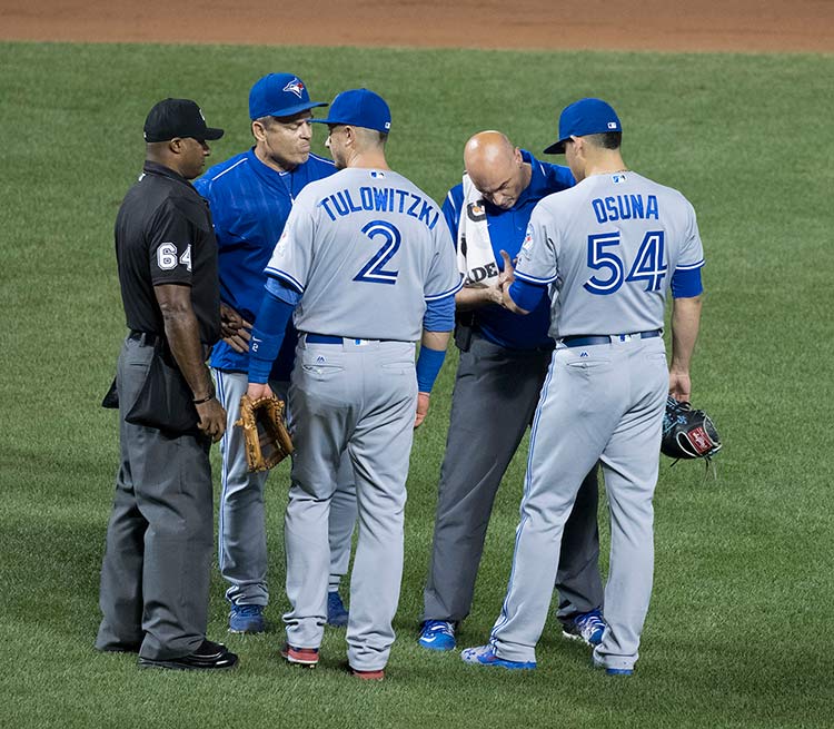 roberto osuna four seam velocity drop